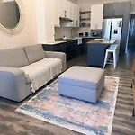 Beautiful Seapoint Holiday Apt