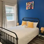 Beautiful Seapoint Holiday Apt