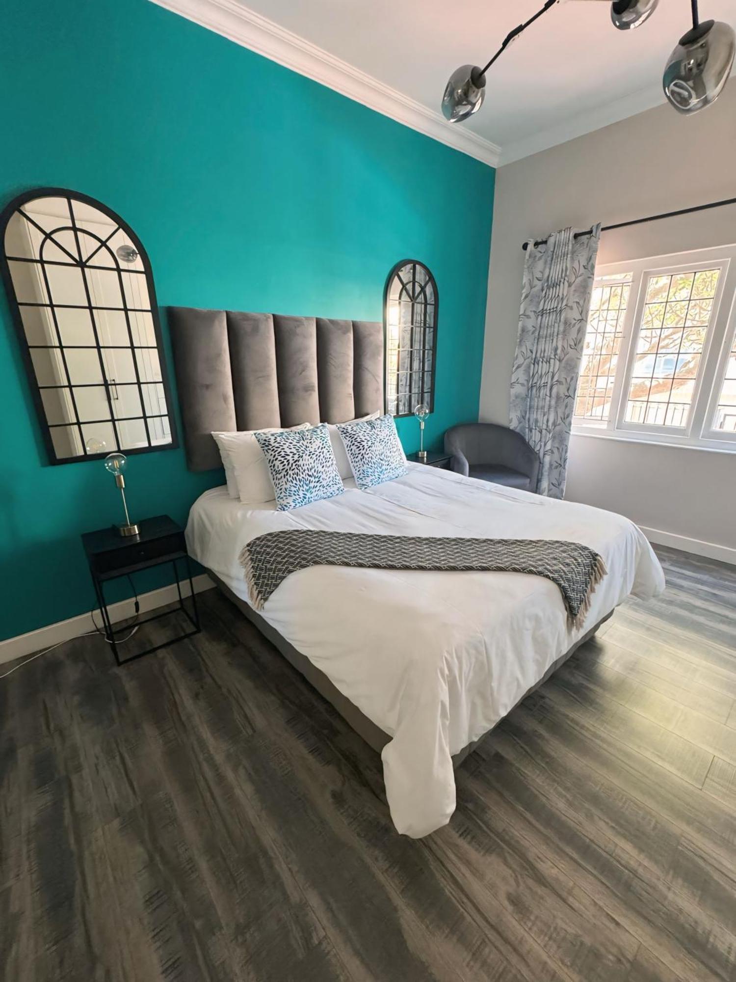 Beautiful Seapoint Apartment *
